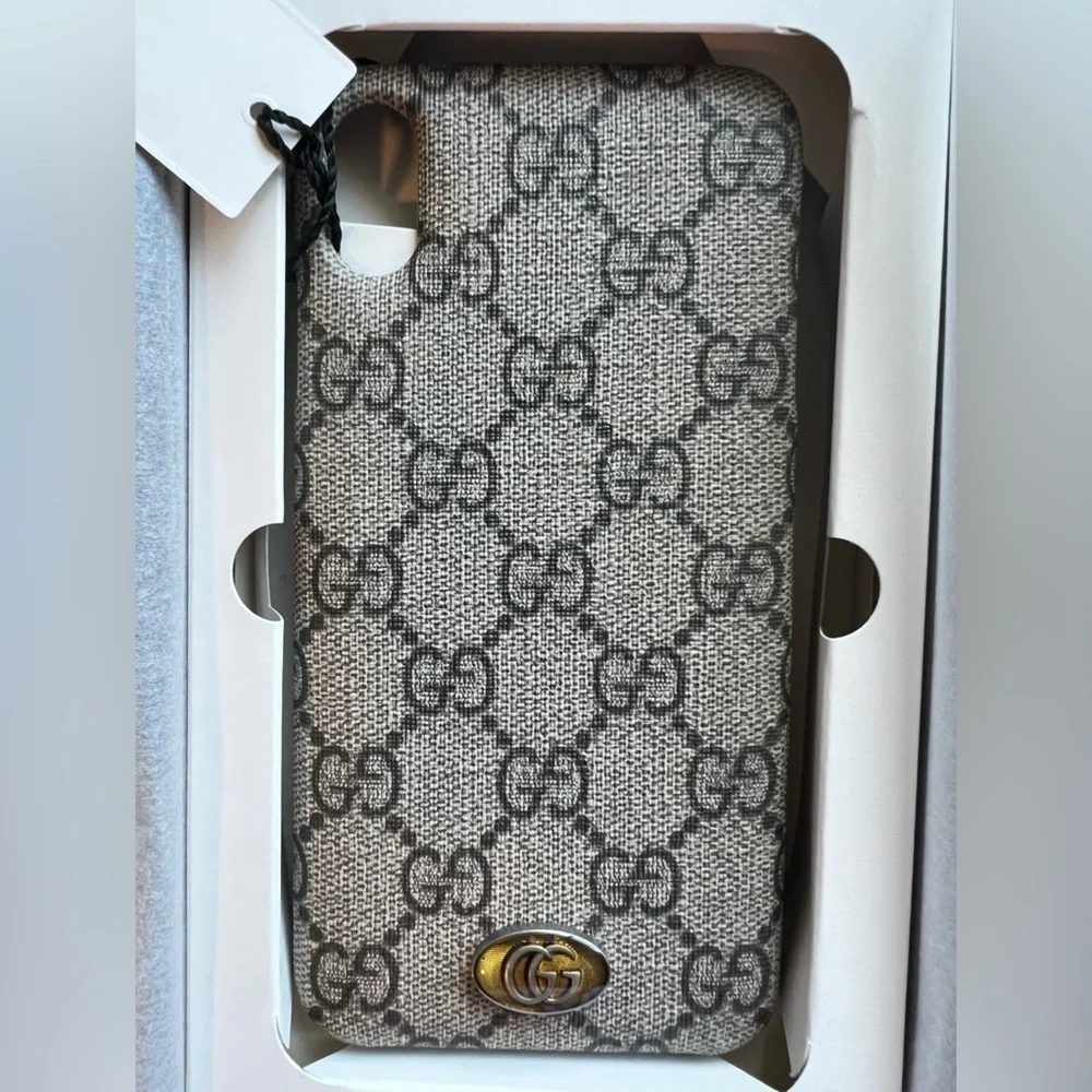 NWT GUCCI iPhone XS Max Cell Phone Case with Gift Box - Beige Multi